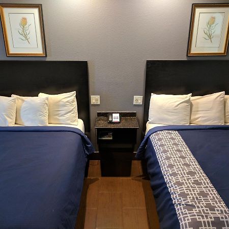 Americas Best Value Inn - Brownsville Eksteriør bilde
