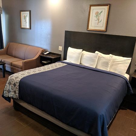 Americas Best Value Inn - Brownsville Eksteriør bilde