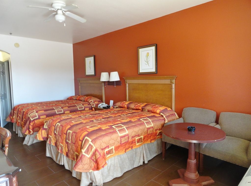 Americas Best Value Inn - Brownsville Rom bilde