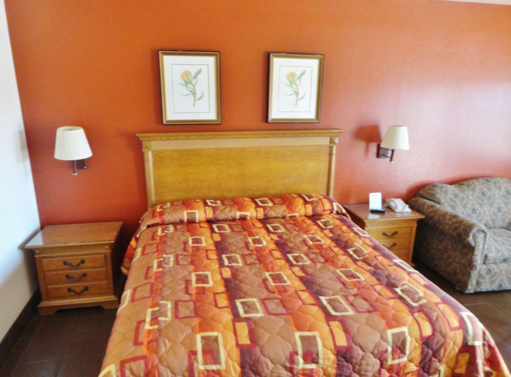 Americas Best Value Inn - Brownsville Rom bilde