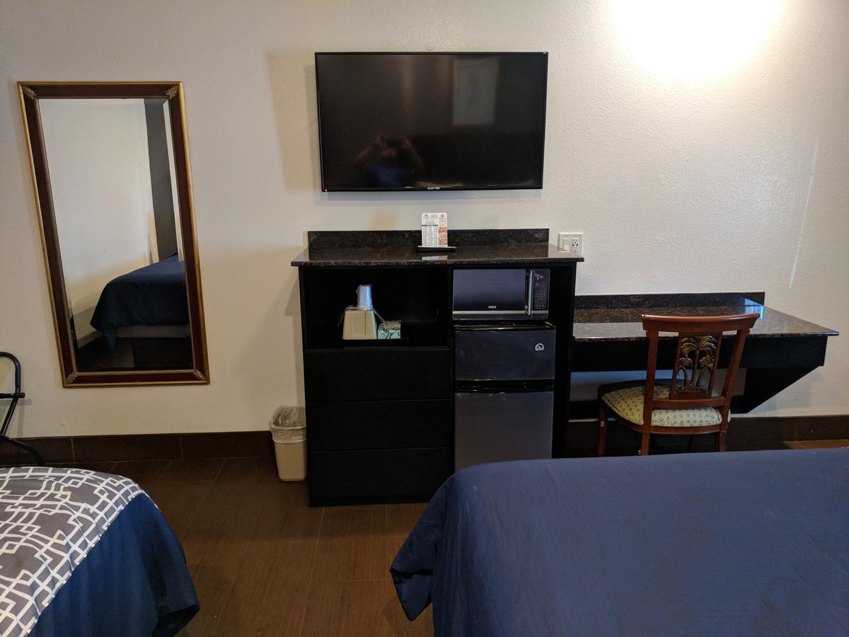 Americas Best Value Inn - Brownsville Eksteriør bilde