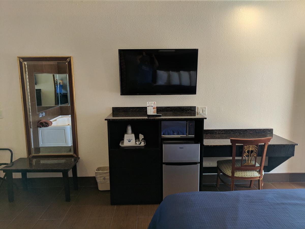 Americas Best Value Inn - Brownsville Eksteriør bilde