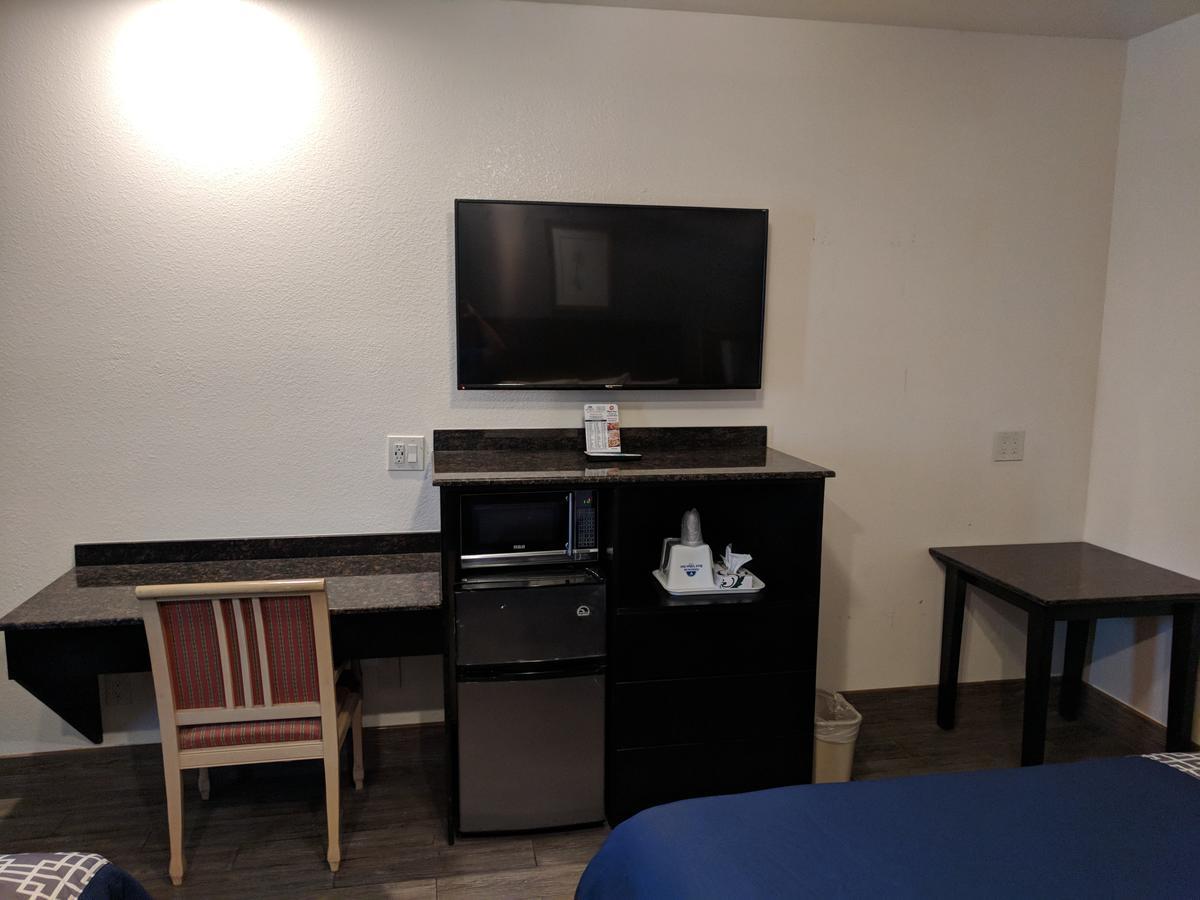 Americas Best Value Inn - Brownsville Eksteriør bilde